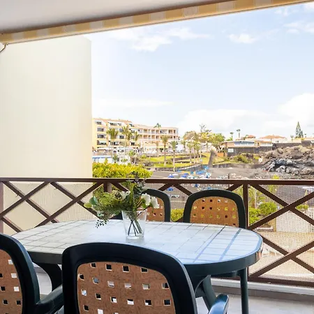 Home2book Seafront Of La Arena Apt, Pool Apartament Puerto de Santiago (Tenerife)